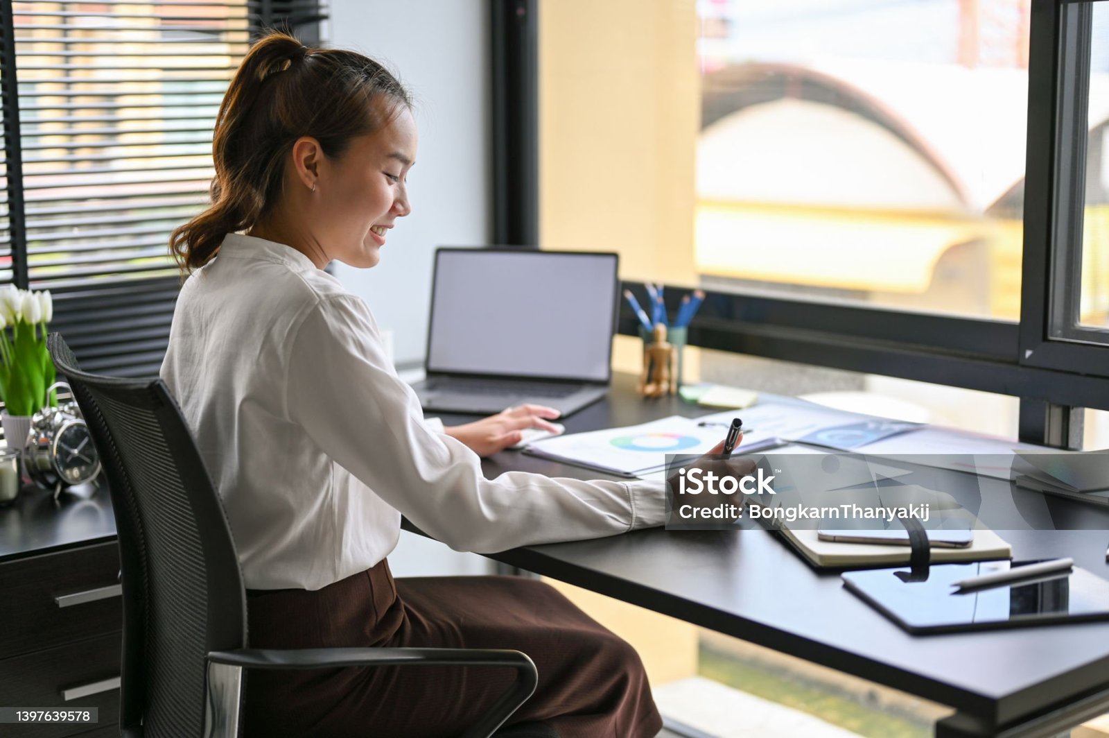 Private Workspace Upper Slider Image 2
